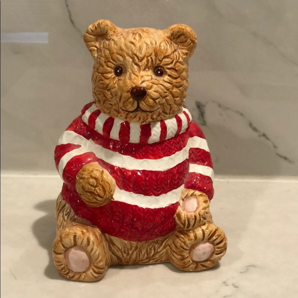 Very cute bear piggy bank